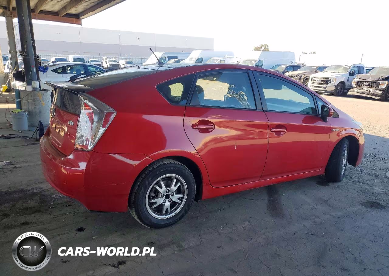 2014 Toyota Prius Two VIN:JTDKN3DU4E1809835 - 3