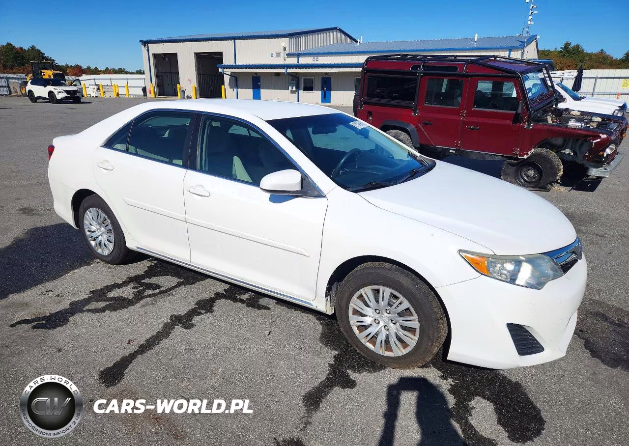 2013 Toyota Camry Le VIN:4T4BF1FKXDR287210 - 4