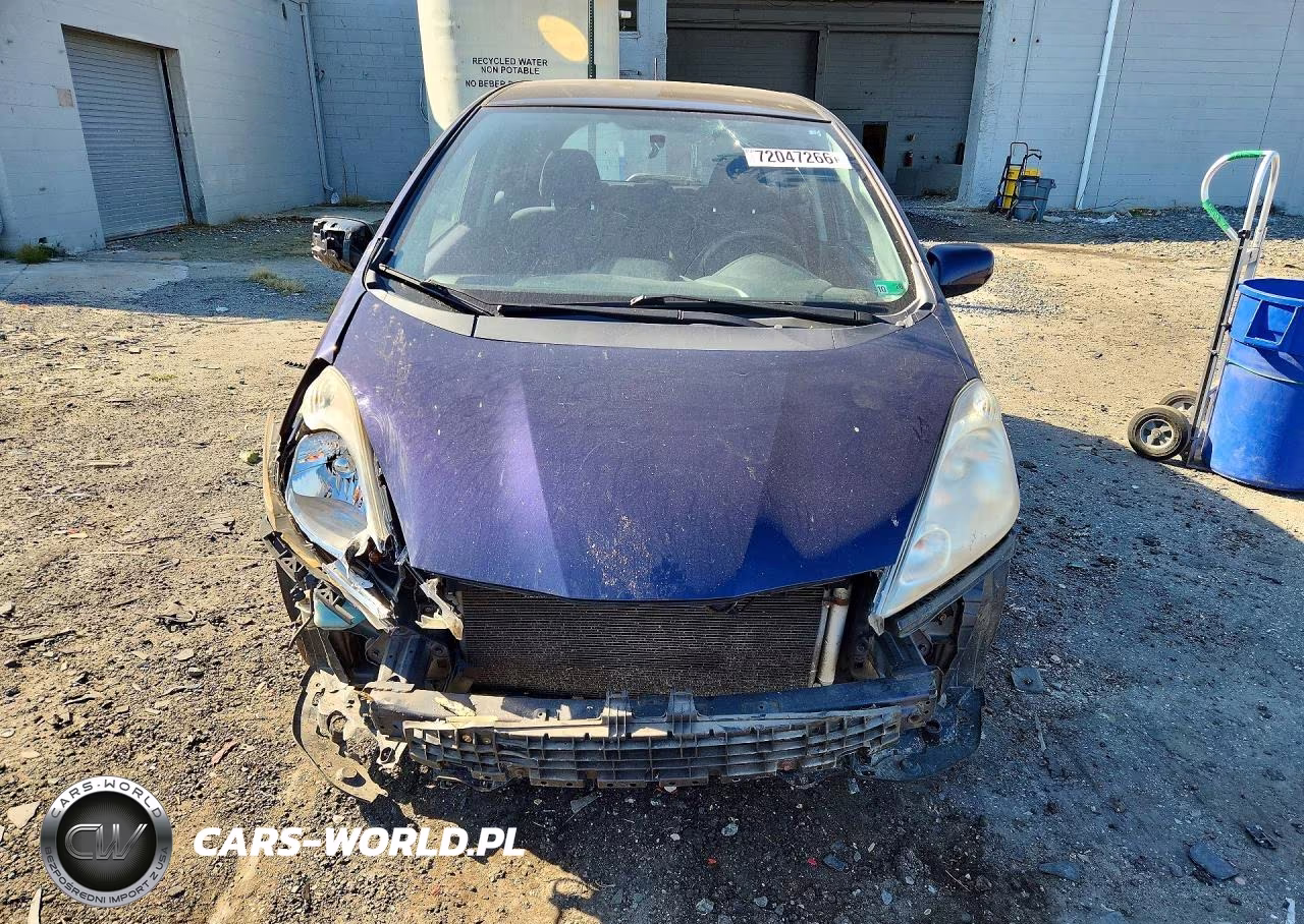 2010 Honda Fit Sport VIN:JHMGE8H46AC007152 - 5