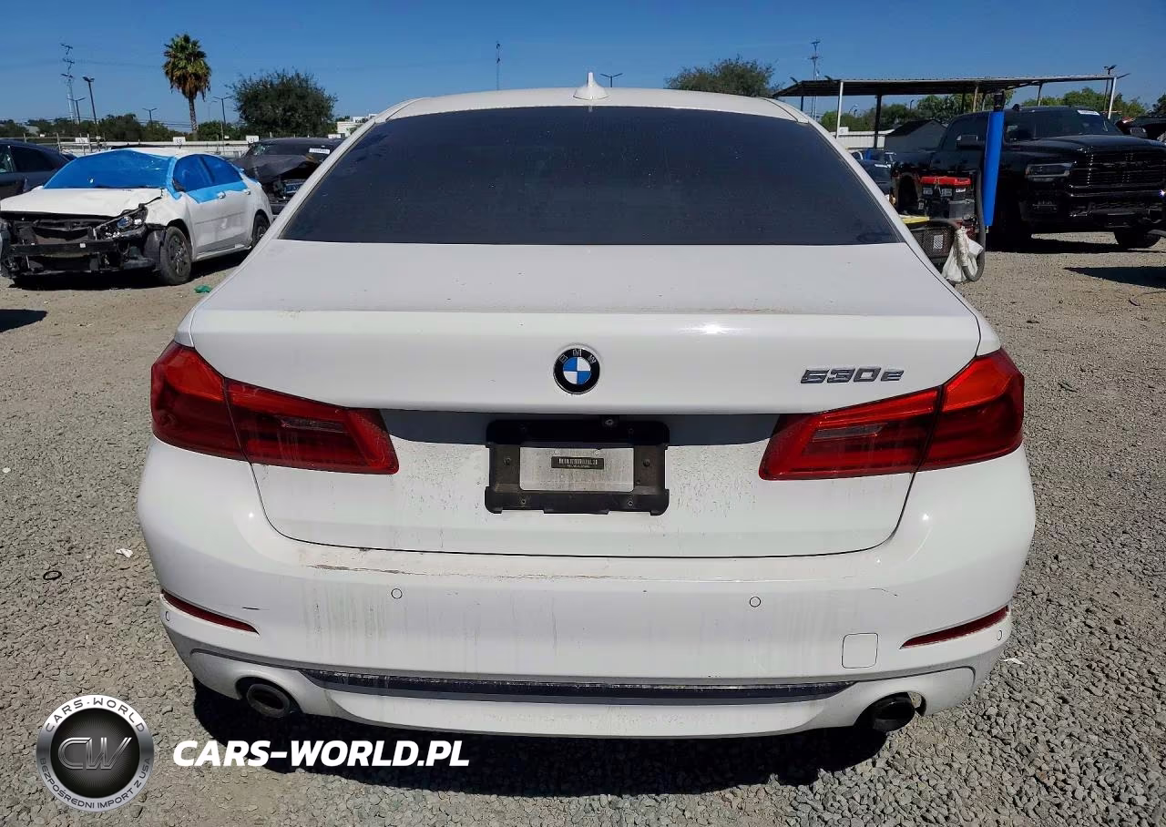 2018 BMW 530E VIN:WBAJA9C58JB252403 - 6