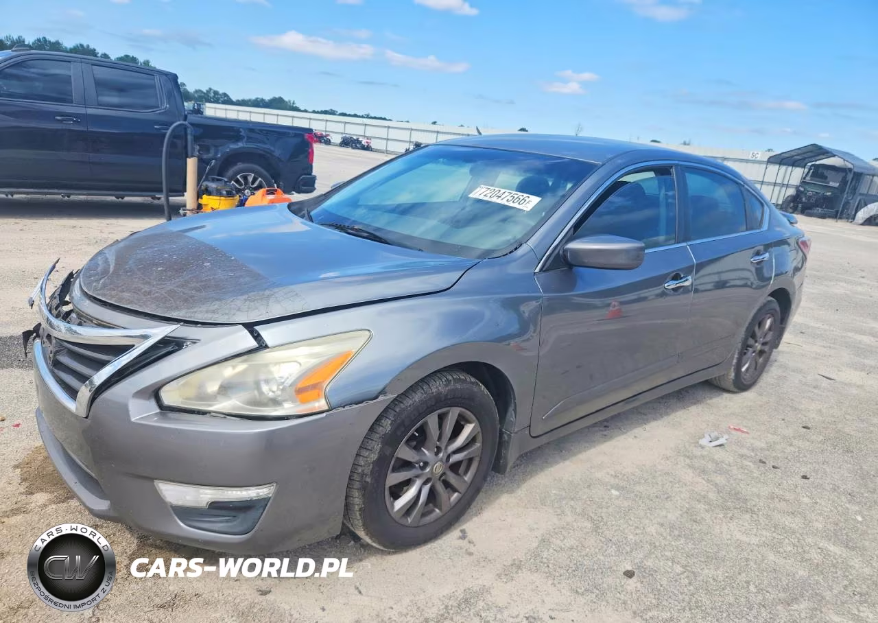 2015 Nissan Altima 2.5 S – zdjęcie 1 z 12