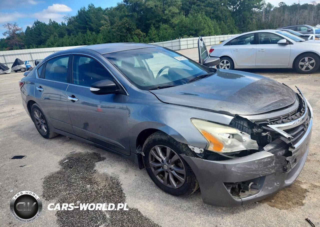 2015 Nissan Altima 2.5 S VIN:1N4AL3AP5FC458803 - 4