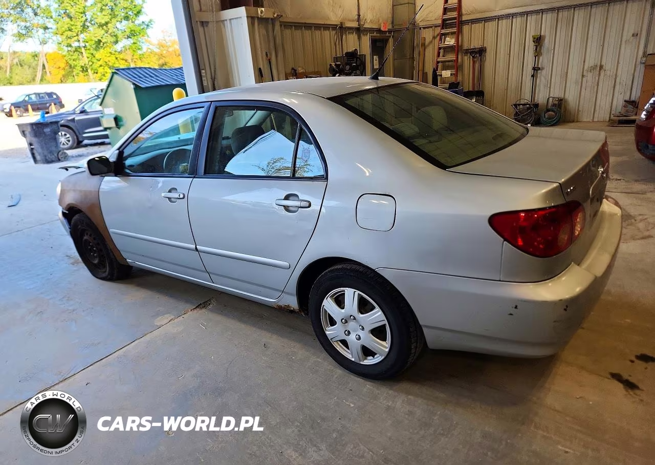 2007 Toyota Corolla Le VIN:1NXBR32E47Z881163 - 2