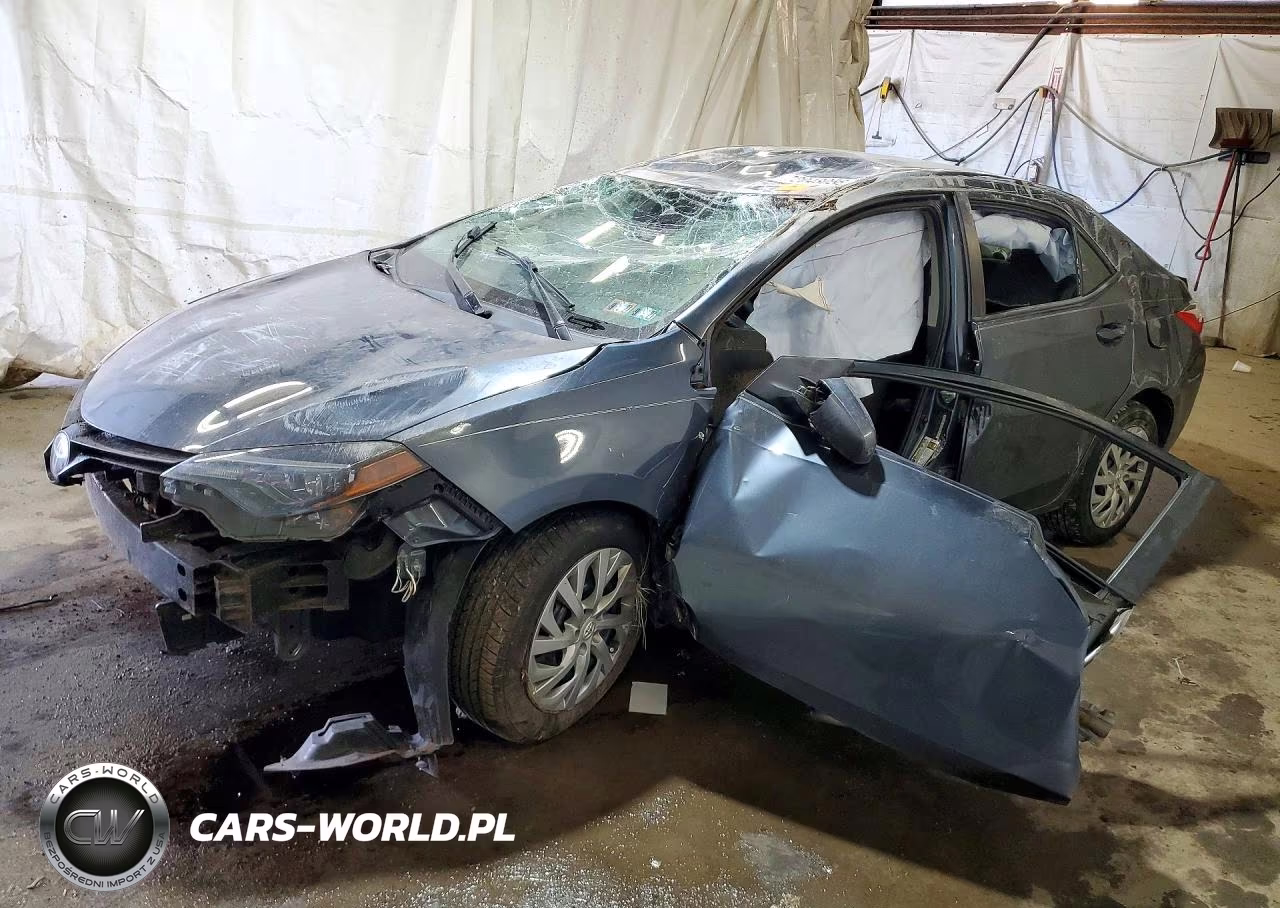 2018 Toyota Corolla Le VIN:2T1BURHE8JC006914 - 1