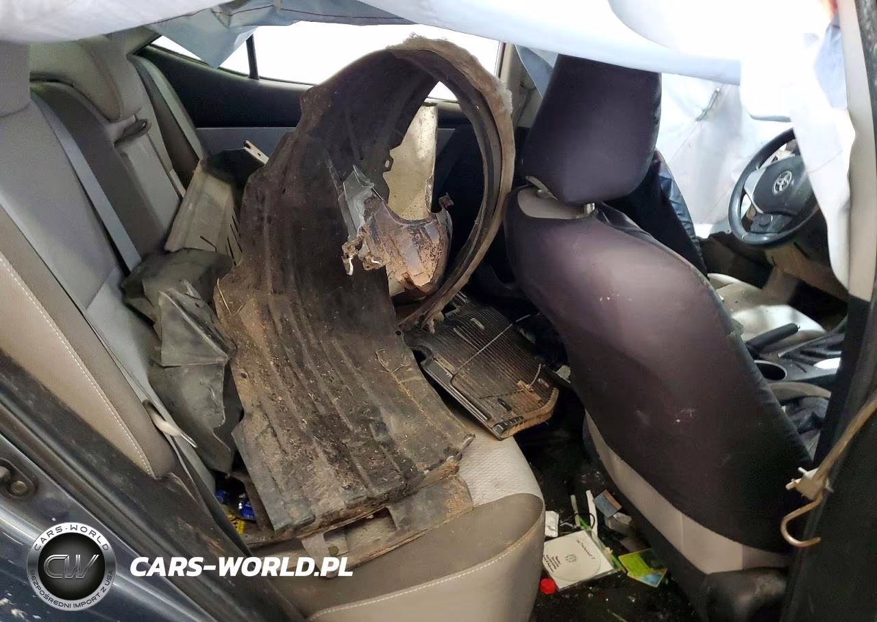 2018 Toyota Corolla Le VIN:2T1BURHE8JC006914 - 10