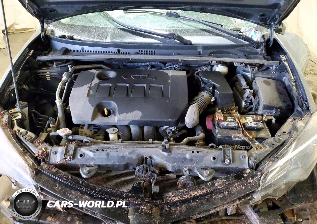 2018 Toyota Corolla Le VIN:2T1BURHE8JC006914 - 11