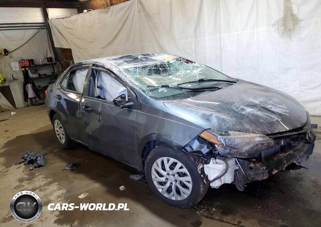 2018 Toyota Corolla Le VIN:2T1BURHE8JC006914 - 4