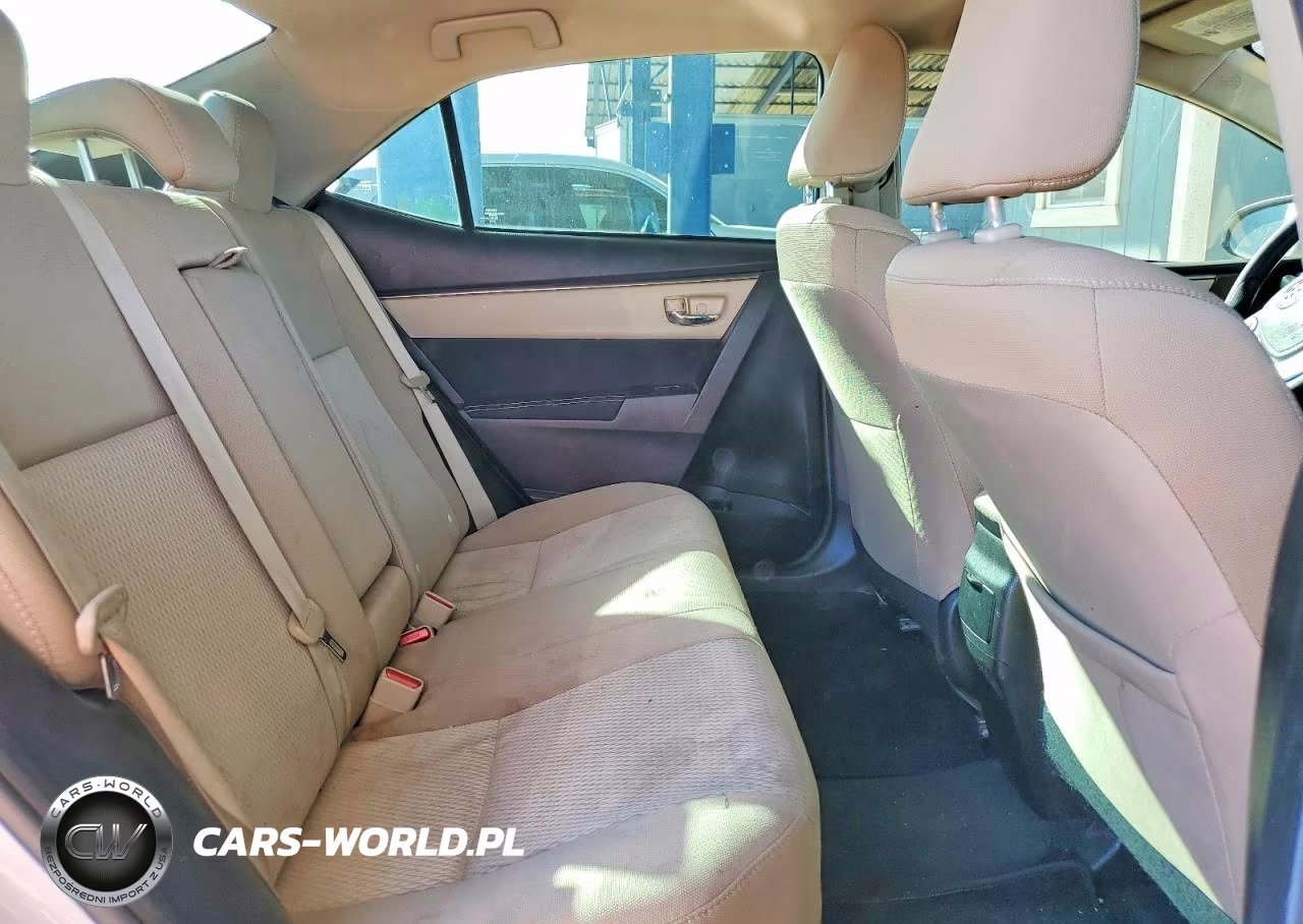 2015 Toyota Corolla Le VIN:5YFBURHE4FP346889 - 10