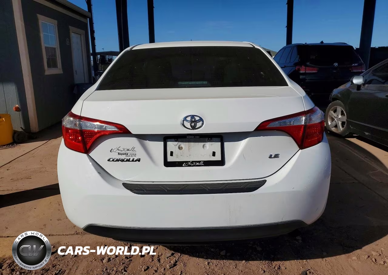 2015 Toyota Corolla Le VIN:5YFBURHE4FP346889 - 6