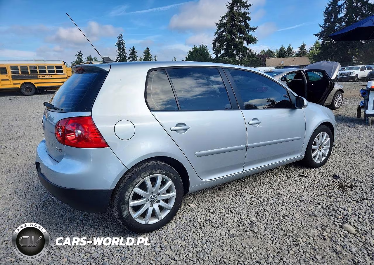 2009 Volkswagen Rabbit VIN:WVWDB71K59W138647 - 3