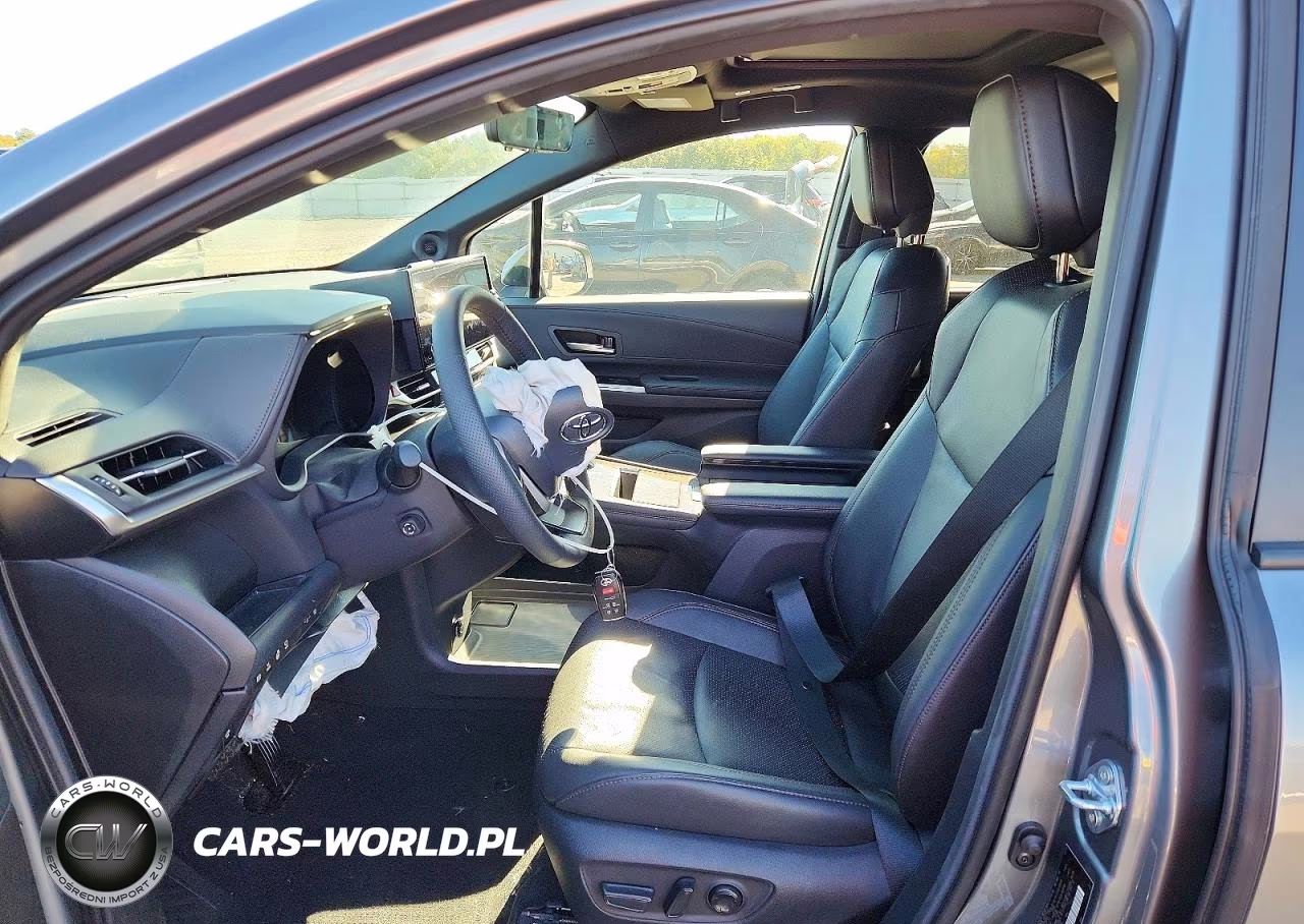2026 Toyota Sienna Platinum 7-Passenger VIN:5TDESKFC2TS238401 - 7