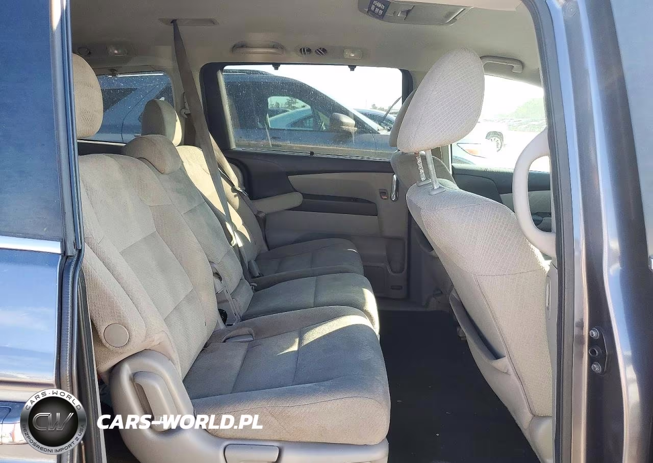 2016 Honda Odyssey Se VIN:5FNRL5H30GB042142 - 11