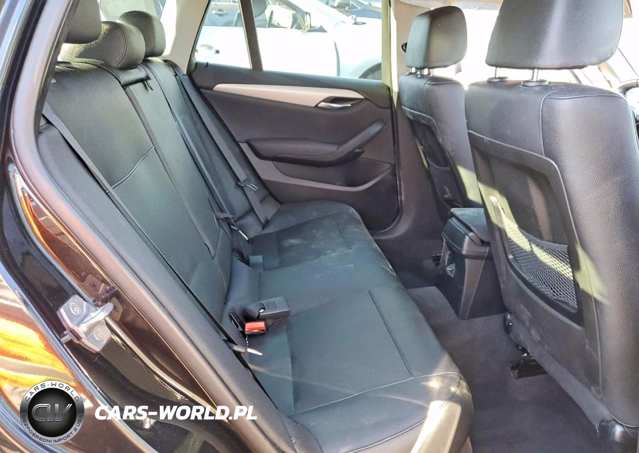 2015 BMW X1 xDrive28I VIN:WBAVL1C54FVY34873 - 11