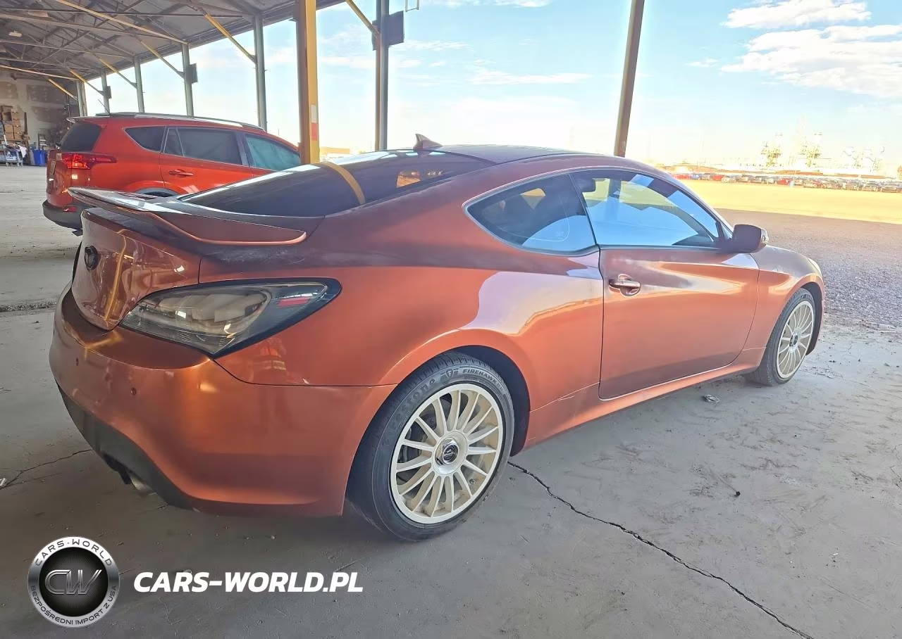 2013 Hyundai Genesis Coupe 3.8 Grand Touring VIN:KMHHU6KJ1DU092973 - 3