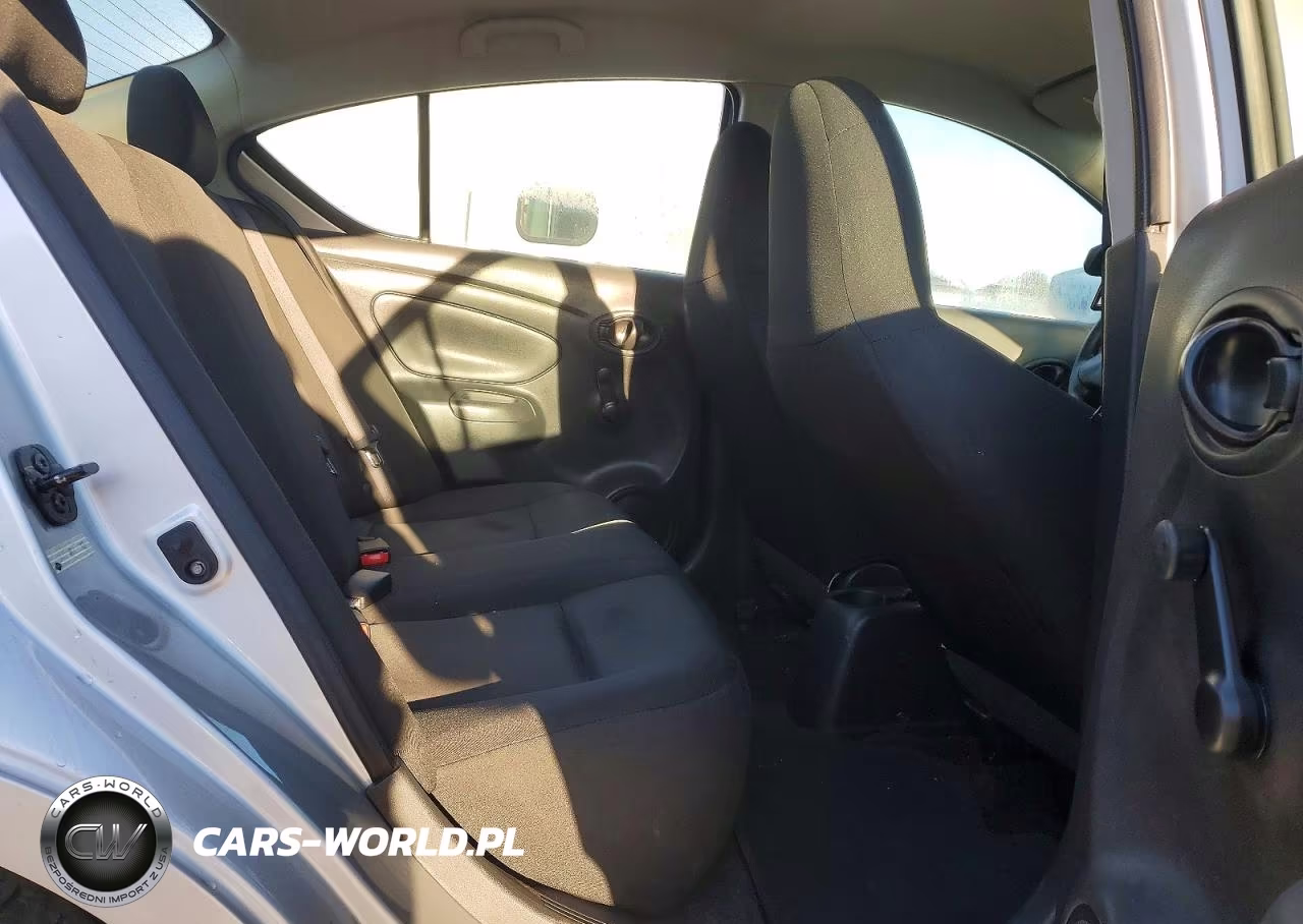 2017 Nissan Versa 1.6 S VIN:3N1CN7AP6HL805912 - 10