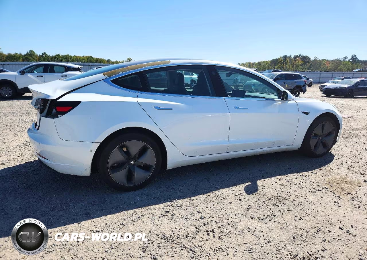 2018 Tesla Model 3 VIN:5YJ3E1EB2JF066924 - 3