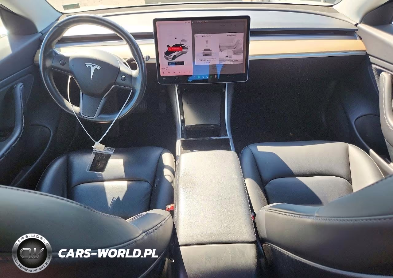 2018 Tesla Model 3 VIN:5YJ3E1EB2JF066924 - 8