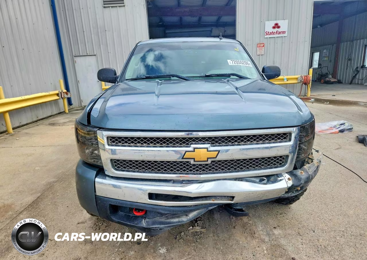 2011 Chevrolet Silverado C1500 Ls VIN:3GCPCREA3BG351172 - 5