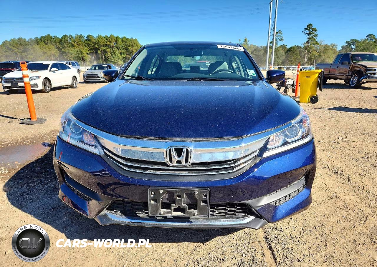 2017 Honda Accord Lx VIN:1HGCR2F30HA135504 - 5
