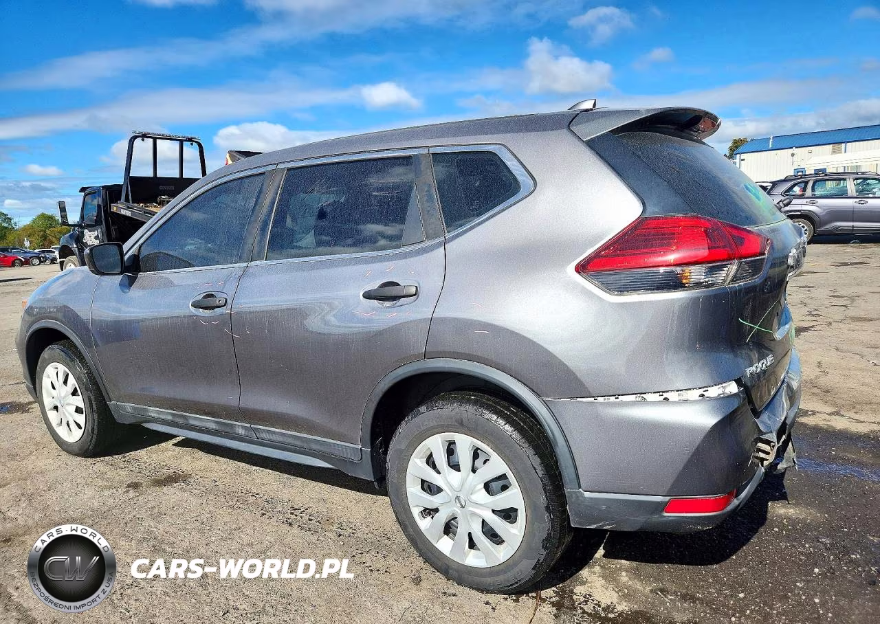2017 Nissan Rogue S VIN:5N1AT2MVXHC848230 - 2