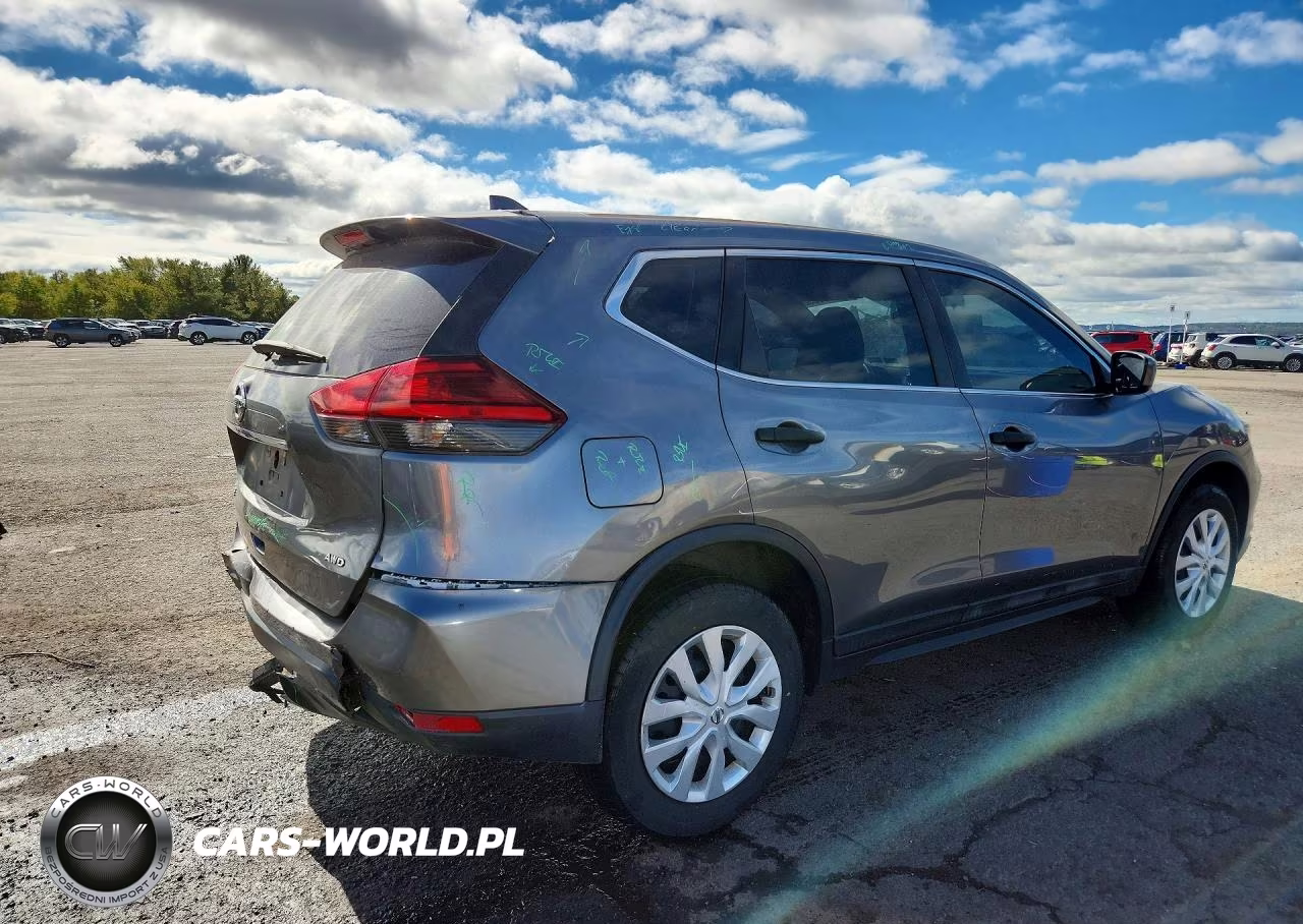 2017 Nissan Rogue S VIN:5N1AT2MVXHC848230 - 3
