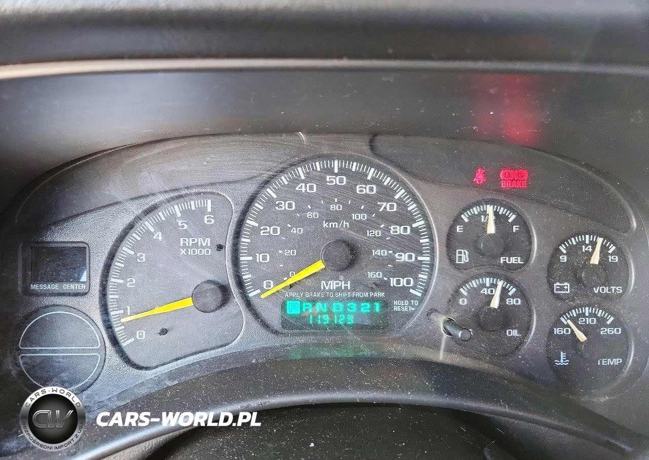 2000 Chevrolet Silverado C1500 VIN:1GCEC14V5YE422885 - 9