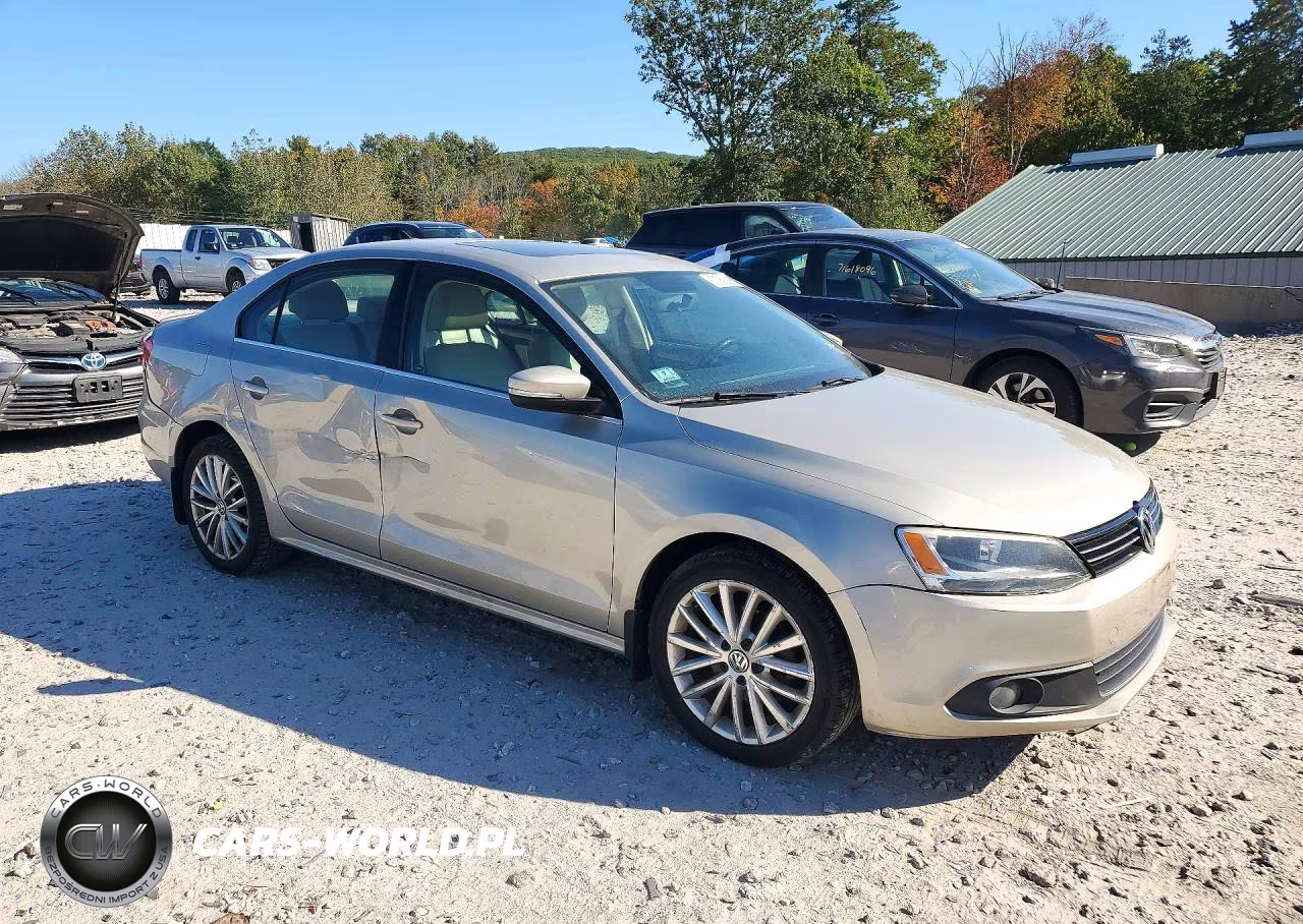 2013 Volkswagen Jetta Tdi VIN:3VWLL7AJ5DM226877 - 4