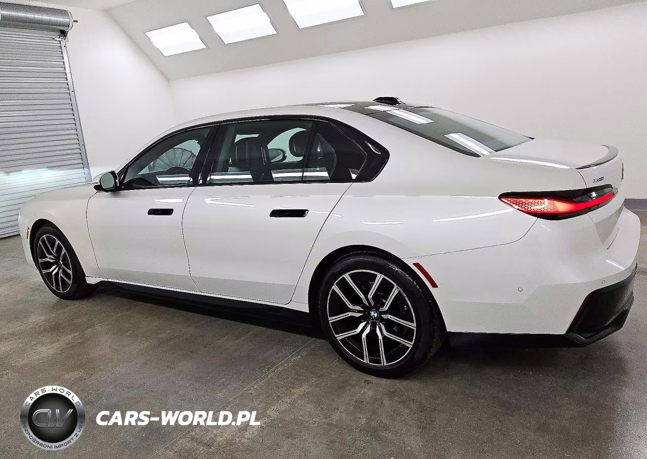 2025 BMW 740 Xi VIN:WBA33EH02SCU94141 - 2