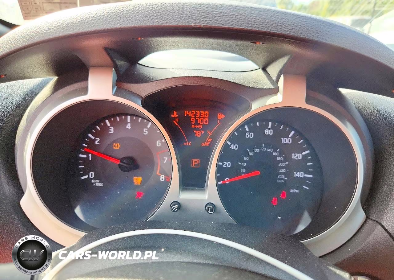 2015 Nissan Juke S VIN:JN8AF5MV6FT551017 - 9
