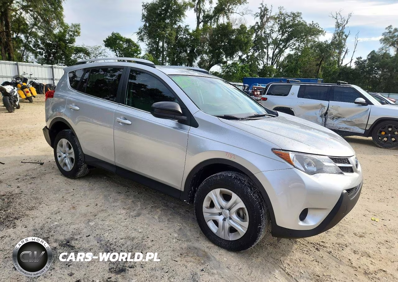 2015 Toyota Rav4 Le VIN:2T3ZFREV9FW147789 - 4