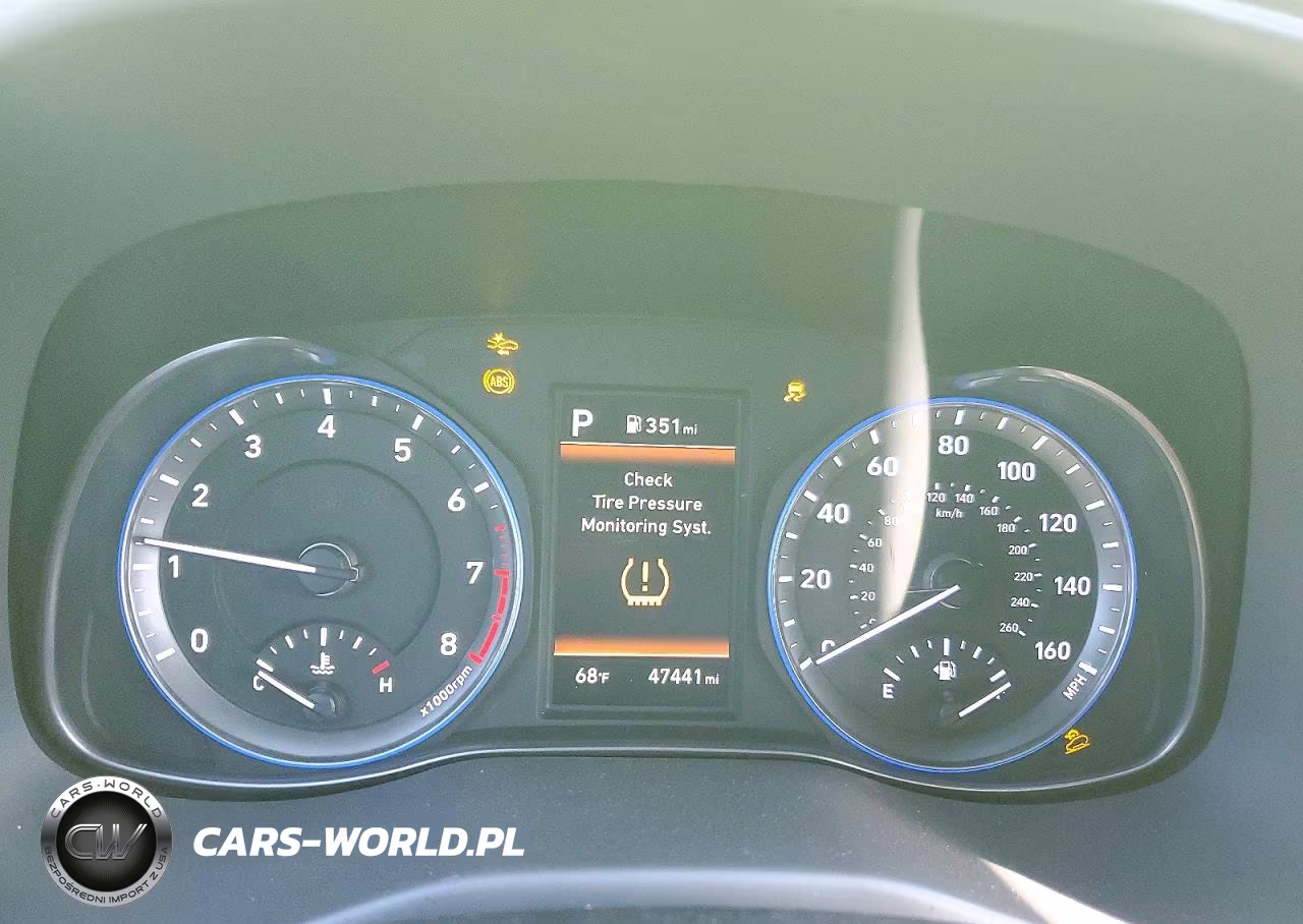 2019 Hyundai Kona Ultimate VIN:KM8K5CA50KU265353 - 9