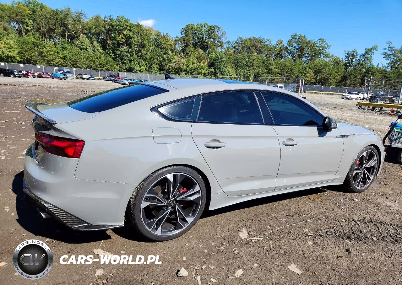 2022 Audi S5 Premium Plus VIN:WAUC4CF58NA034059 - 3