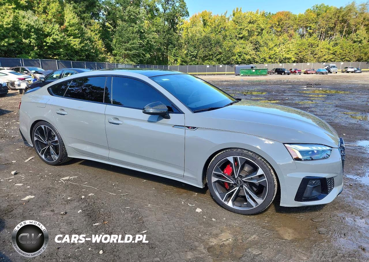 2022 Audi S5 Premium Plus VIN:WAUC4CF58NA034059 - 4