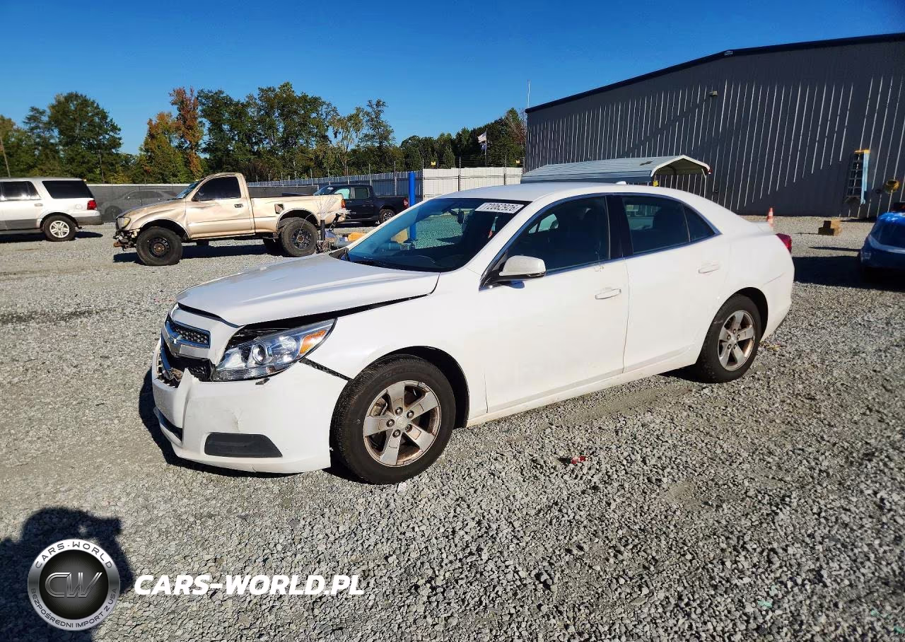 2013 Chevrolet Malibu 1Lt VIN:1G11C5SA2DF267120 - 1