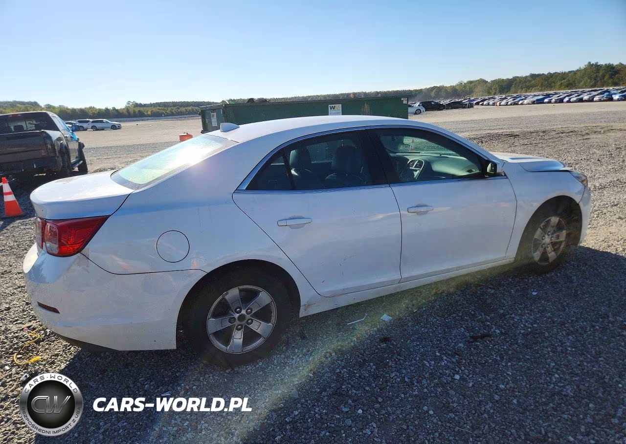 2013 Chevrolet Malibu 1Lt VIN:1G11C5SA2DF267120 - 3
