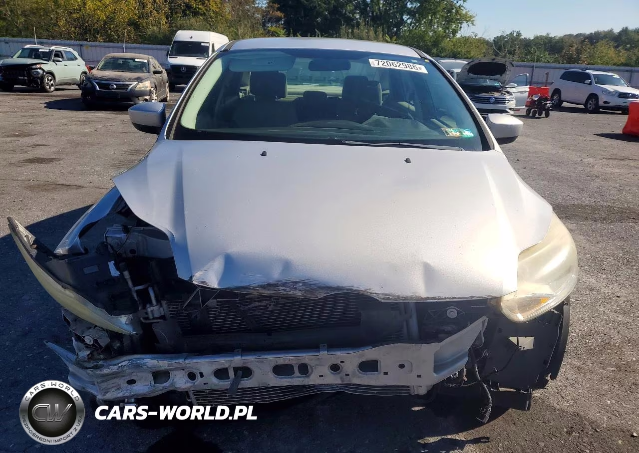 2012 Ford Focus Se VIN:1FAHP3F28CL197999 - 5