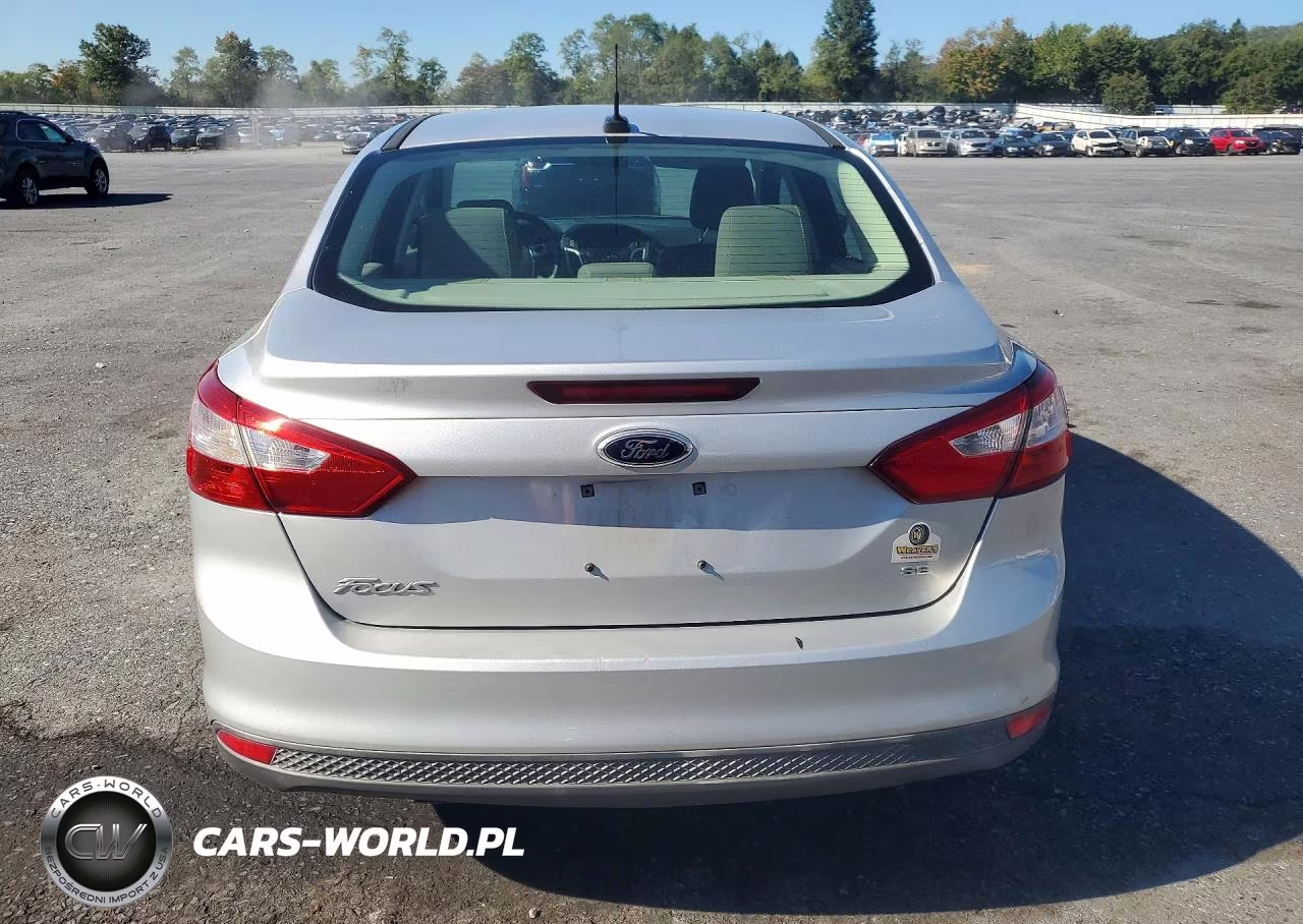 2012 Ford Focus Se VIN:1FAHP3F28CL197999 - 6
