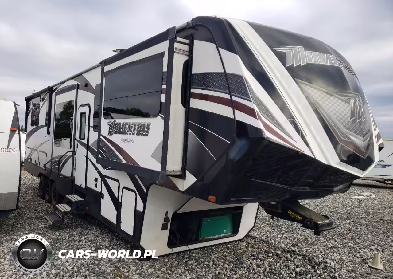 2017 Grandesign Momentum