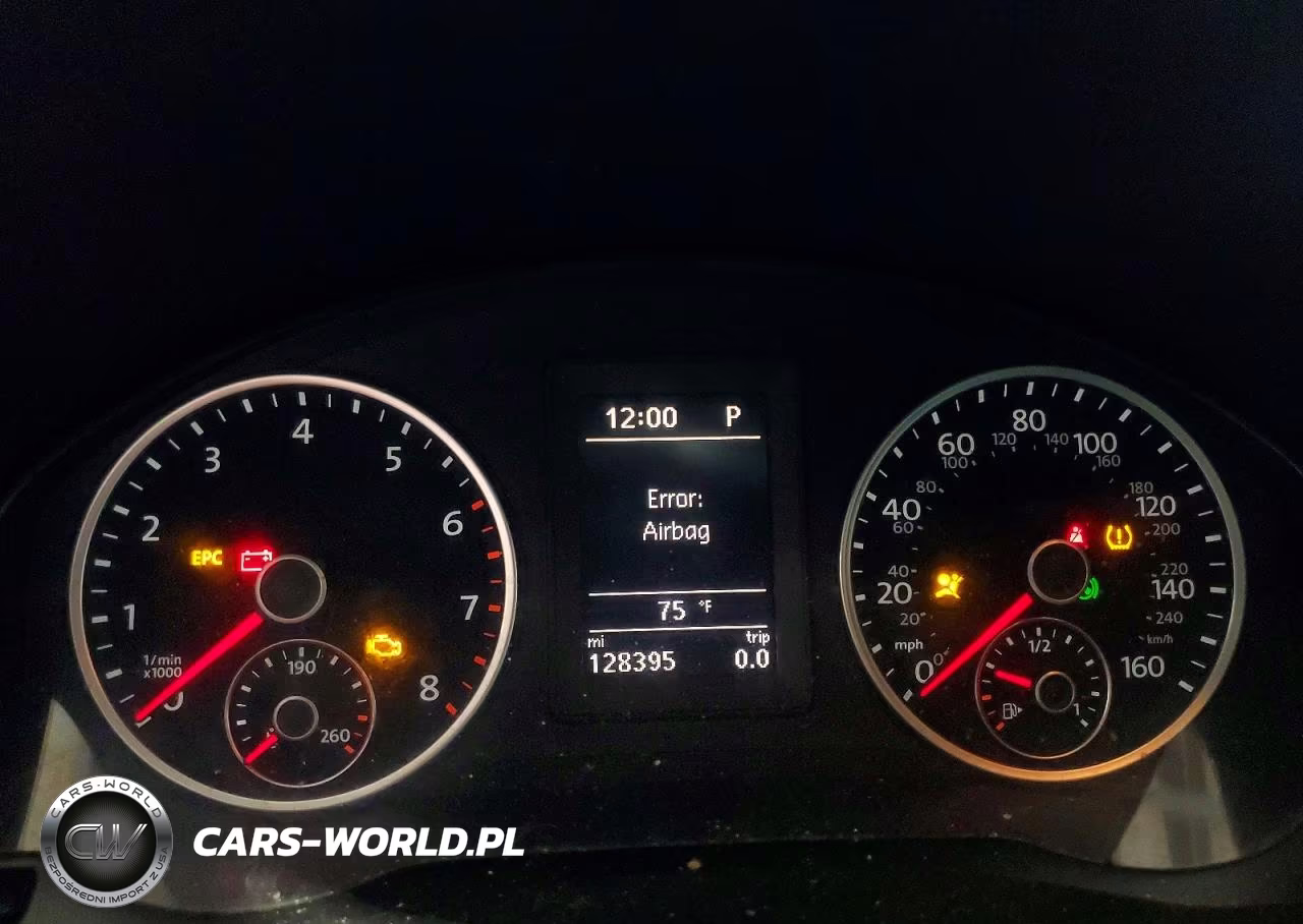 2017 Volkswagen Tiguan Sport VIN:WVGUV7AX8HK014831 - 9