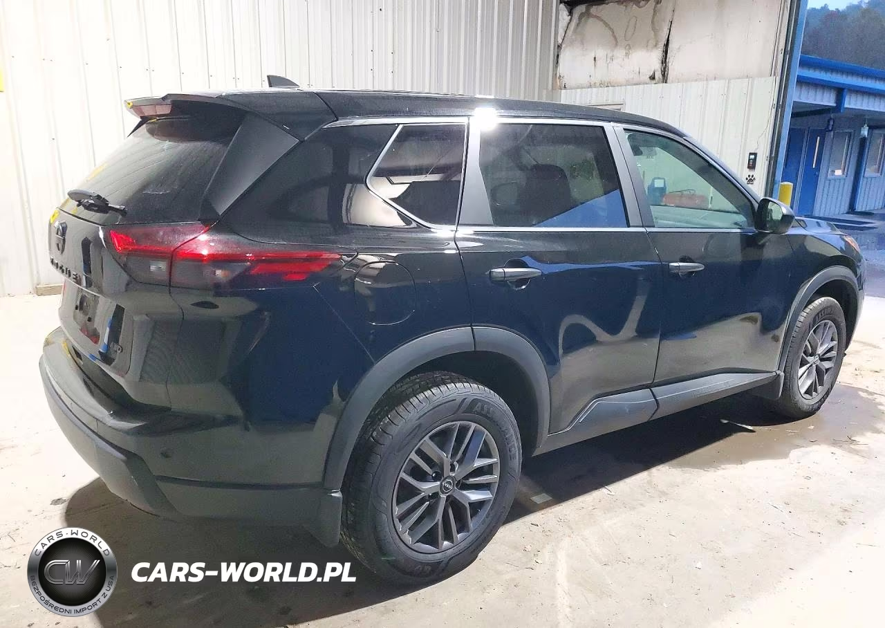 2025 Nissan Rogue S VIN:5N1BT3AB4SC801173 - 3