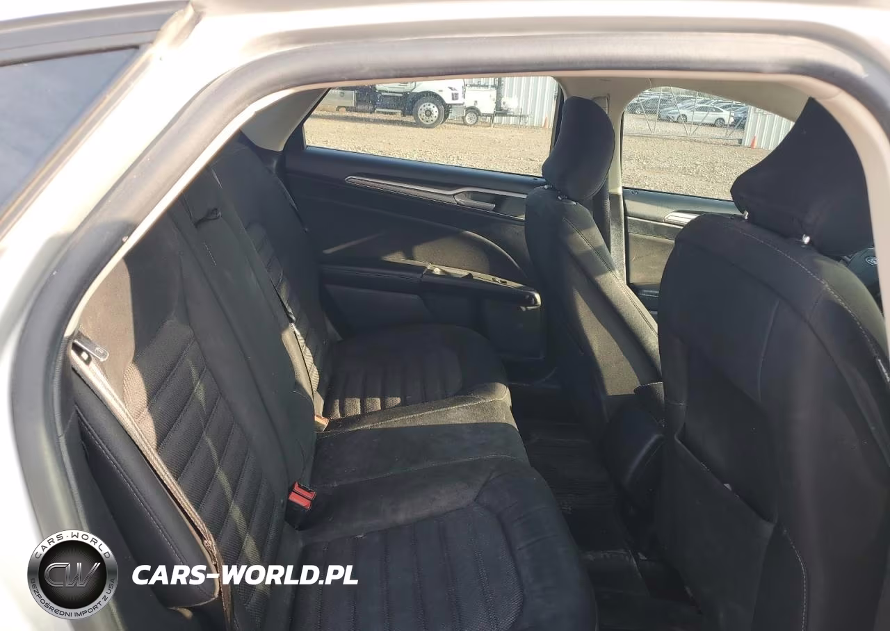 2018 Ford Fusion Se VIN:3FA6P0H74JR273232 - 10