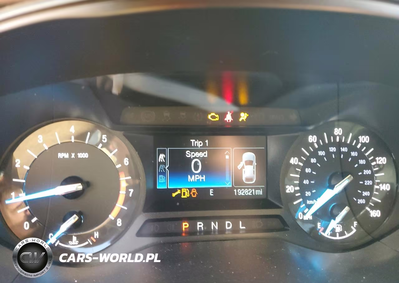 2018 Ford Fusion Se VIN:3FA6P0H74JR273232 - 9