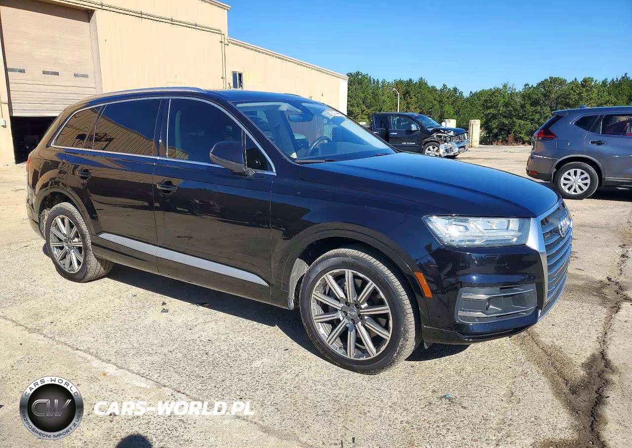 2018 Audi Q7 Premium Plus VIN:WA1LHAF79JD019425 - 4