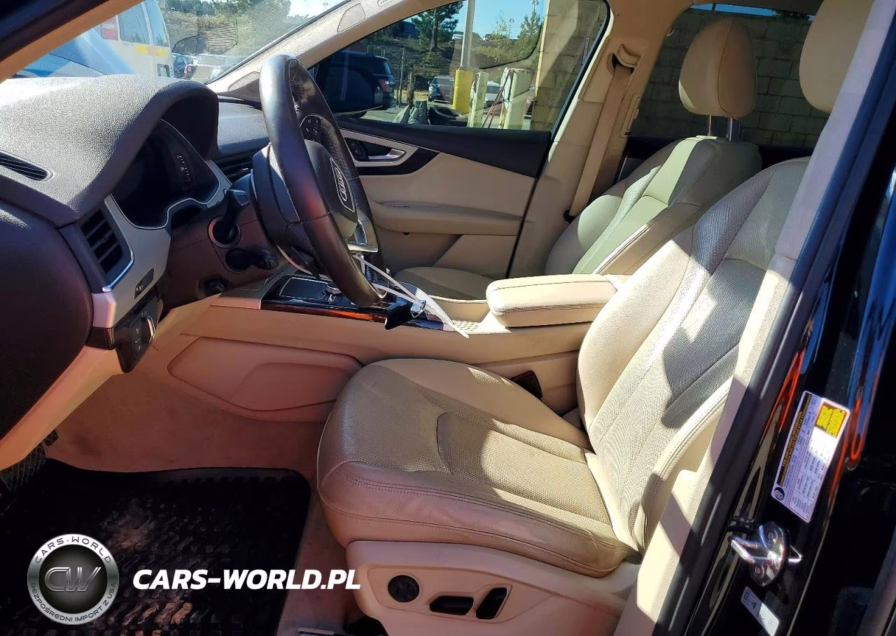 2018 Audi Q7 Premium Plus VIN:WA1LHAF79JD019425 - 7