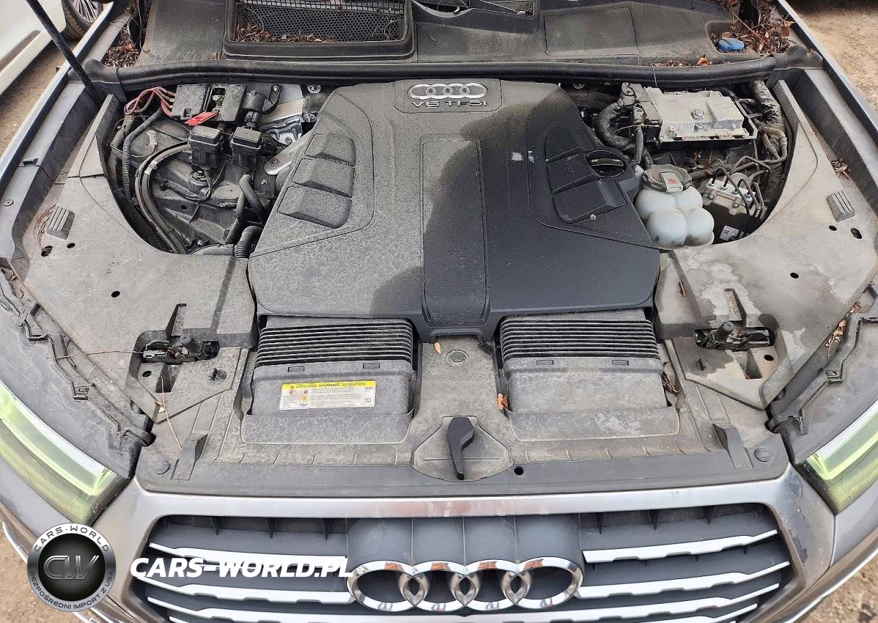 2018 Audi Q7 Prestige VIN:WA1VAAF79JD006168 - 11