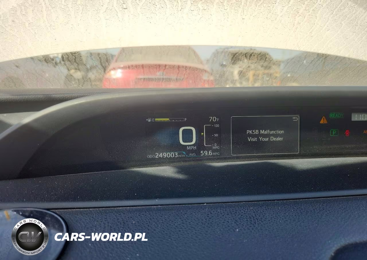 2020 Toyota Prius Le VIN:JTDKARFU3L3114095 - 9