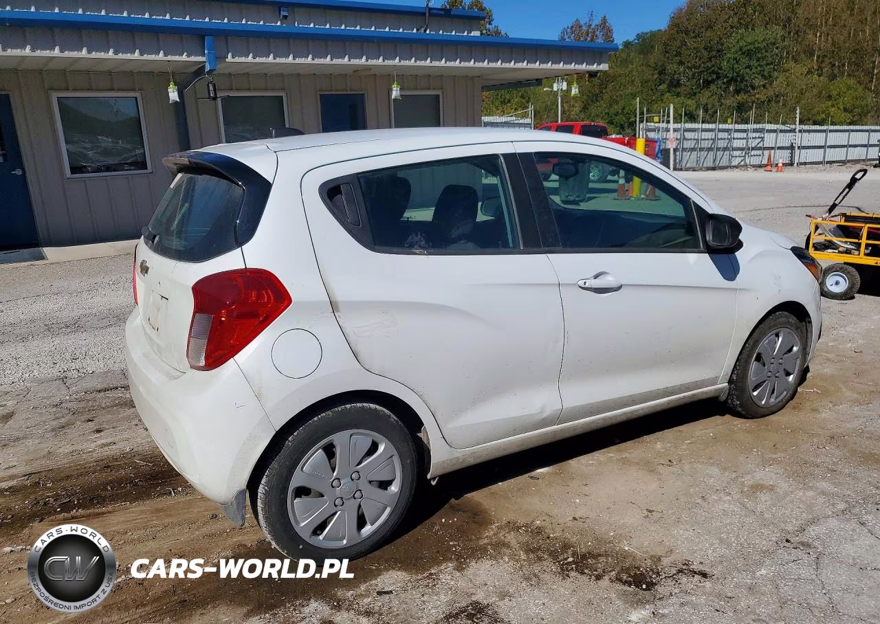 2017 Chevrolet Spark Ls VIN:KL8CB6SAXHC838586 - 3