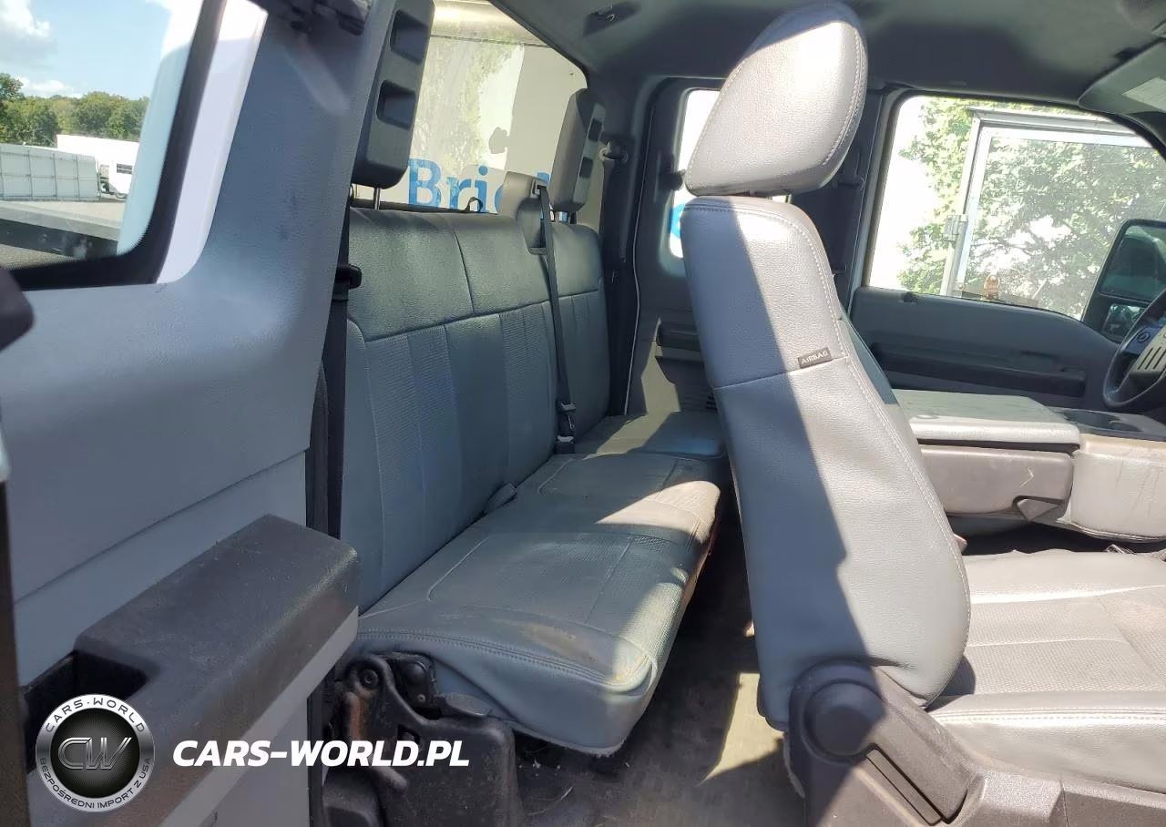 2015 Ford F350 Super Duty VIN:1FT8X3B68FED29977 - 10