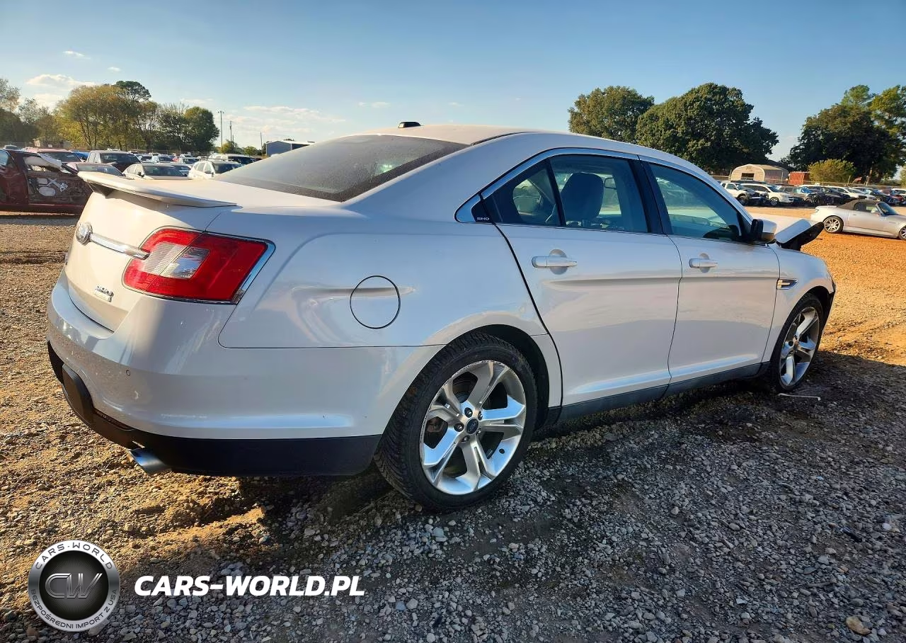 2011 Ford Taurus Sho VIN:1FAHP2KT5BG108938 - 3