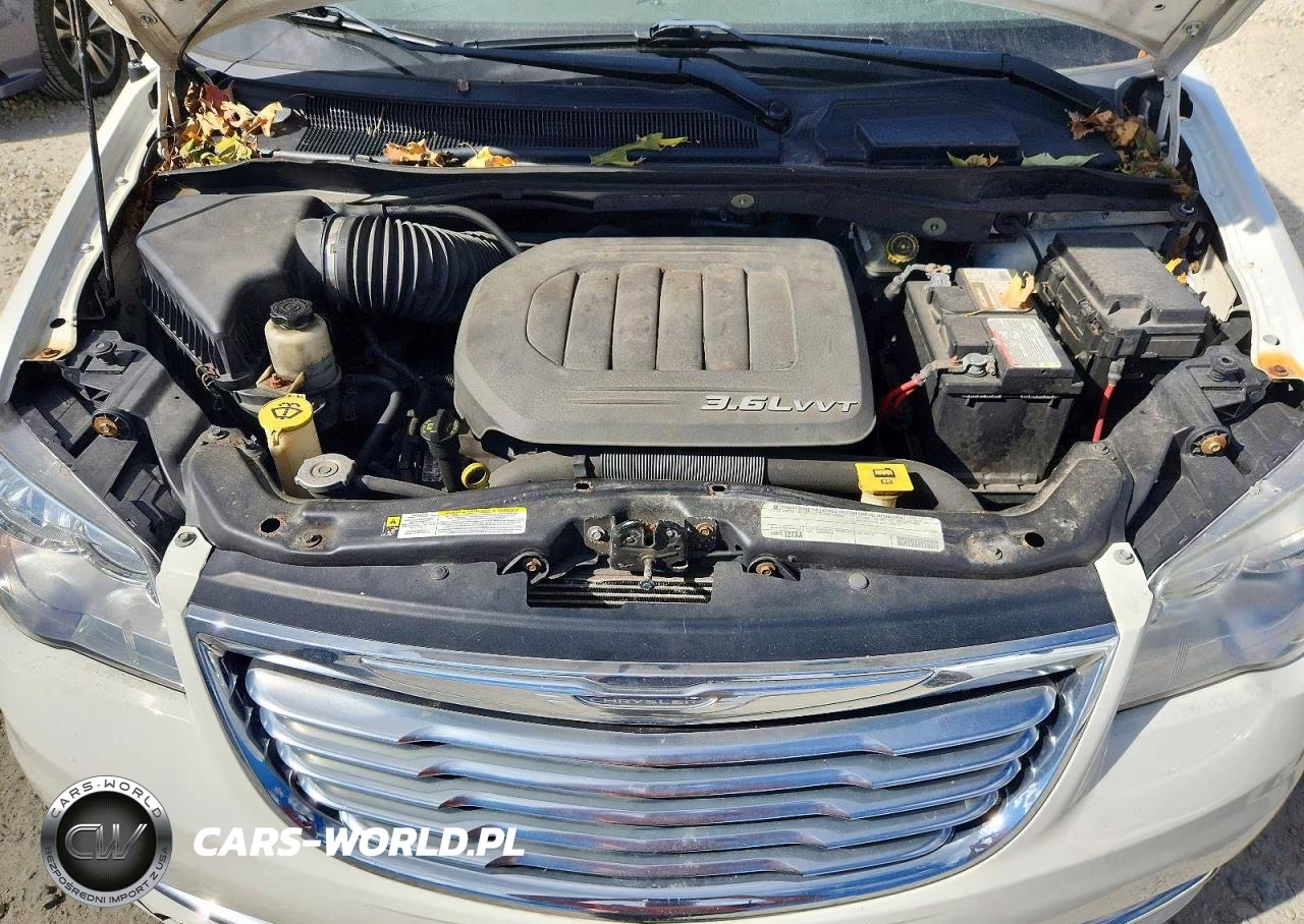 2011 Chrysler Town & Country Touring L VIN:2A4RR8DG1BR781228 - 12